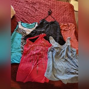 Lot of 5 summery xs/s tops great condition
